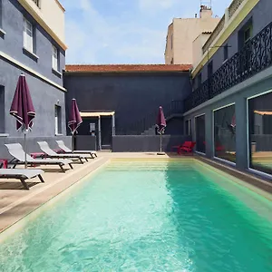 Kyriad Blancarde - Timone 3* Marseilles